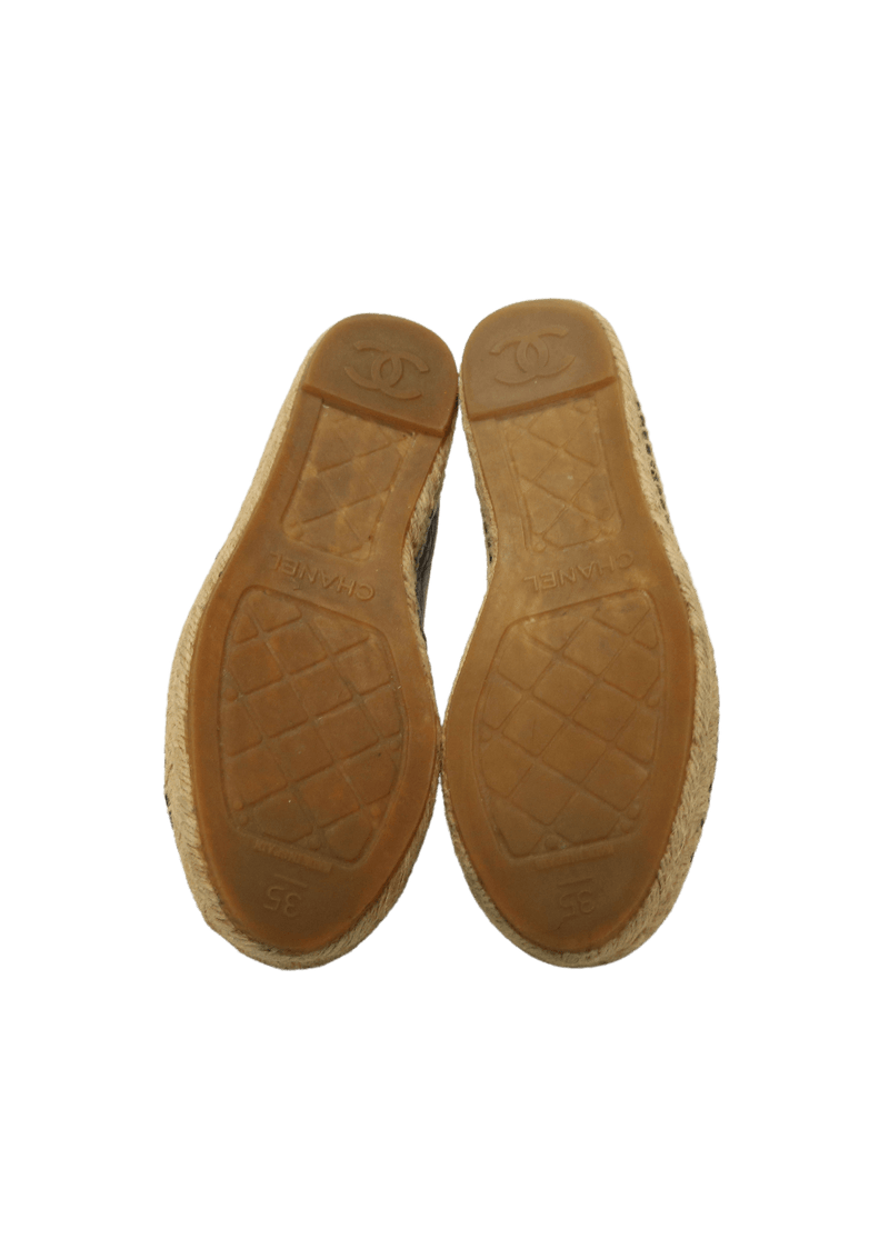 CC LOGO LEATHER ESPADRILLES 33