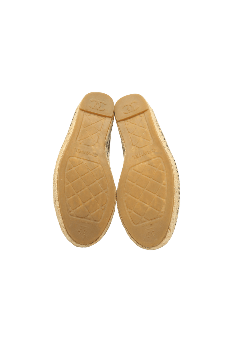 INTERLOCKING CC LOGO LEATHER ESPADRILLES 37