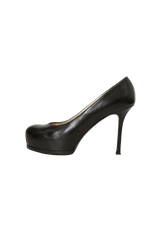 LEATHER PUMPS 38