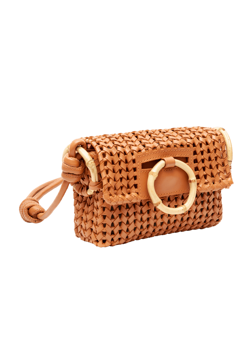 MINI BOLSA BAGUETE EM TRESSÊ