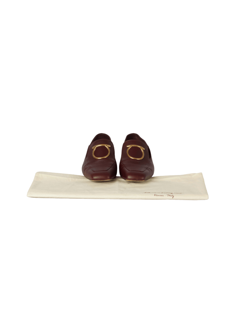 LEATHER LANA LOAFERS 37