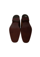 LEATHER LOAFERS 40