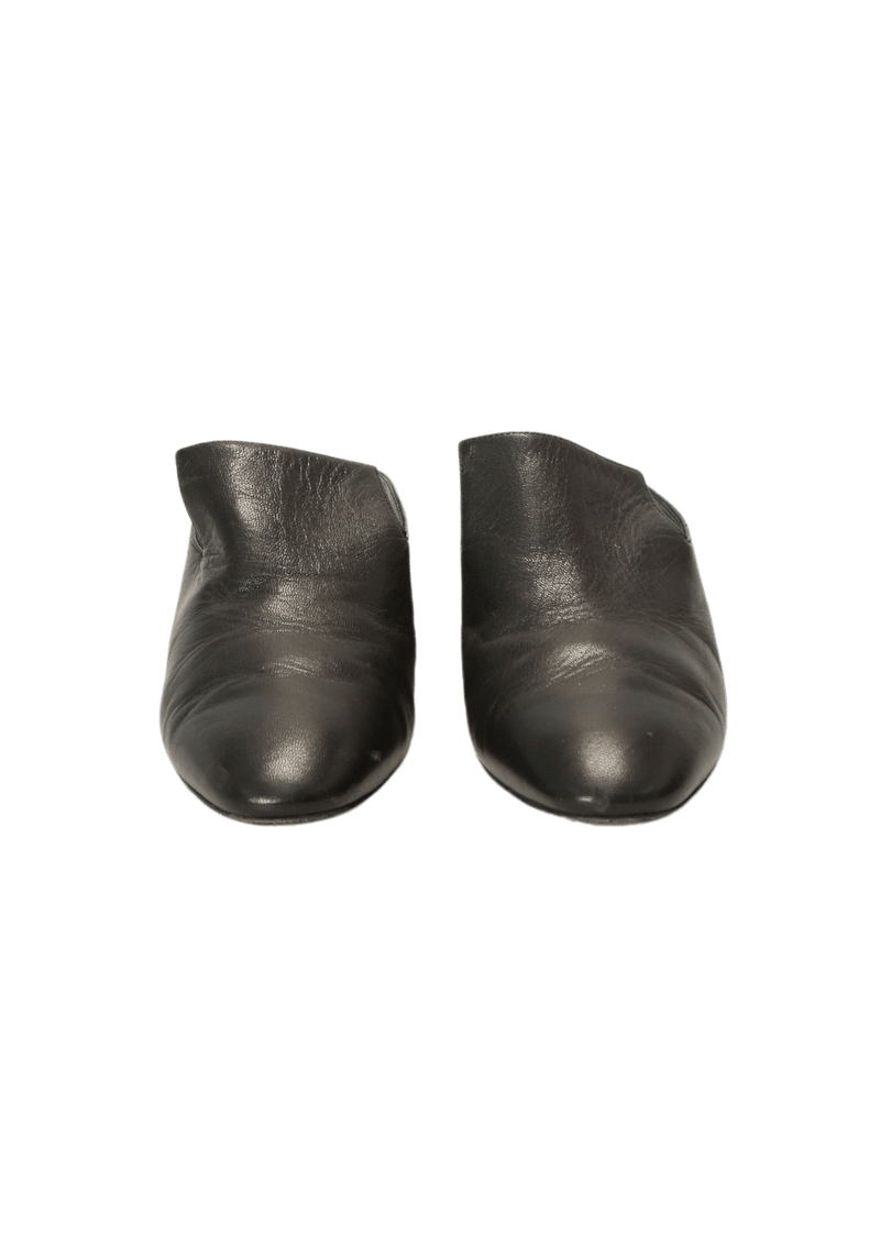 LEATHER MULES 35