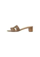 OASIS LEATHER SLIDES 39,5