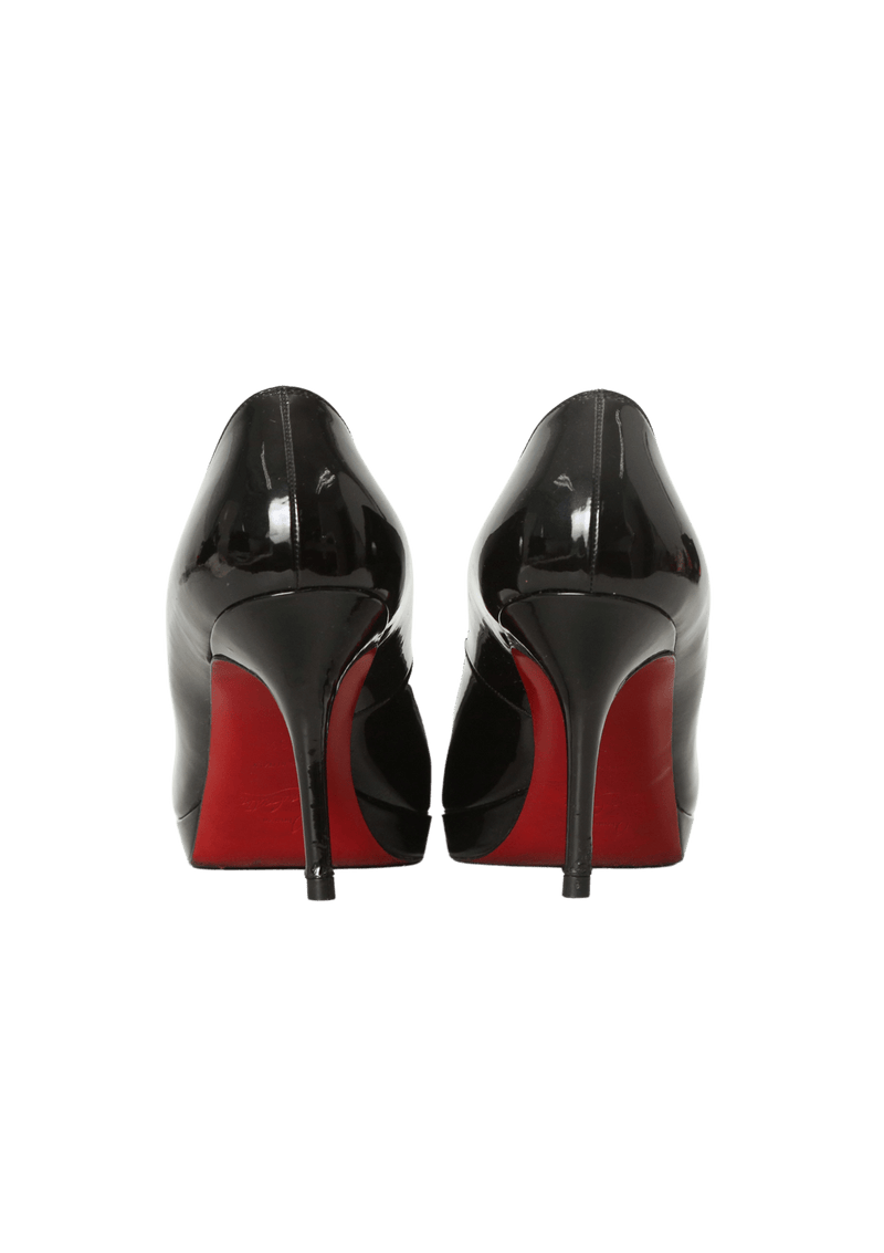 PATENT LEATHER PUMPS 36.5