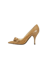 EMBOSSED SQUARE TOES PUMPS 37