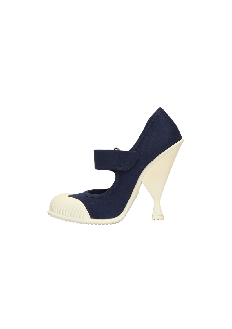 MARY JANE PUMPS 38