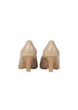 LEATHER PUMPS 36