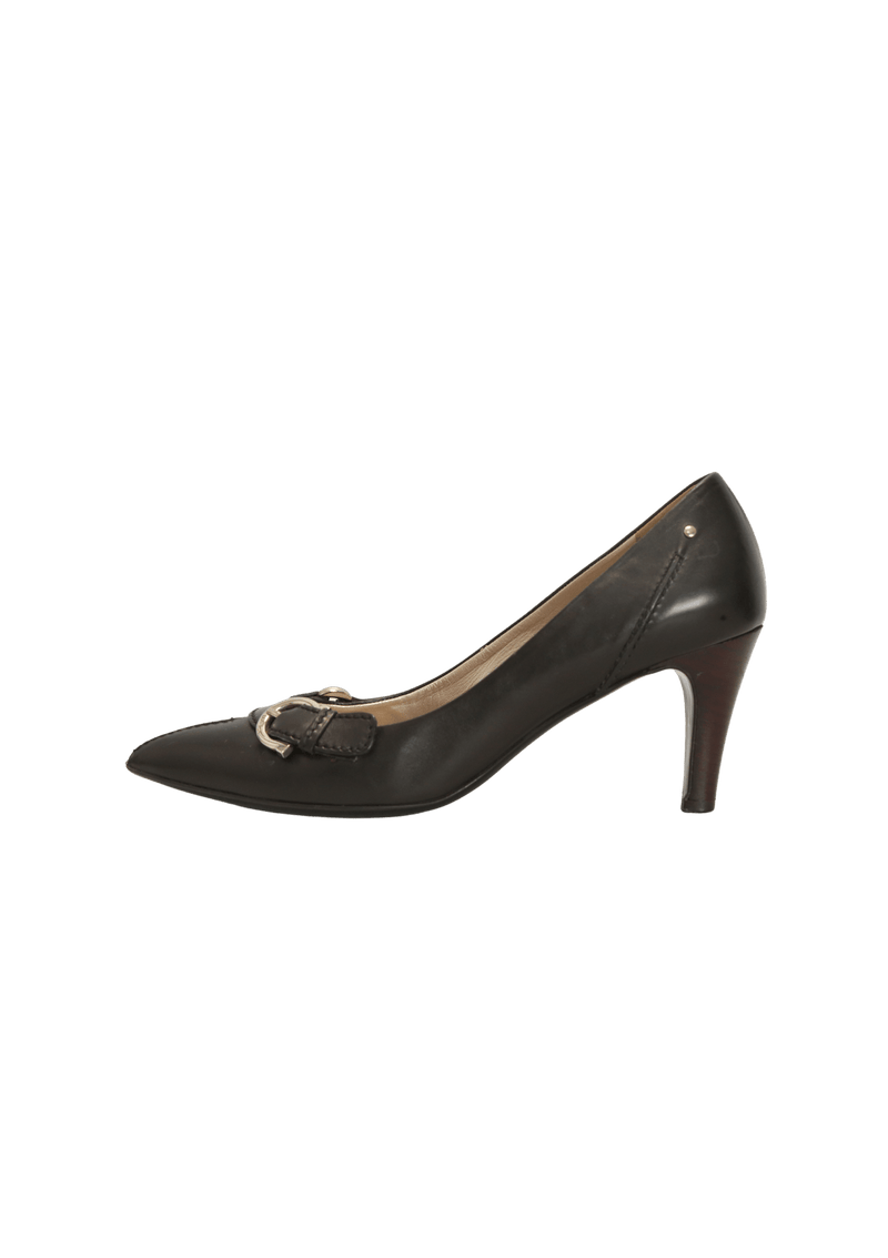 LEATHER  BUCKLE PUMPS 38