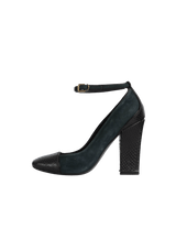 LEATHER PUMPS 37.5