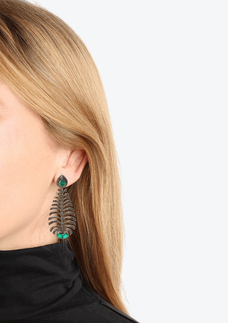 ESCULTURA 18K EARRINGS