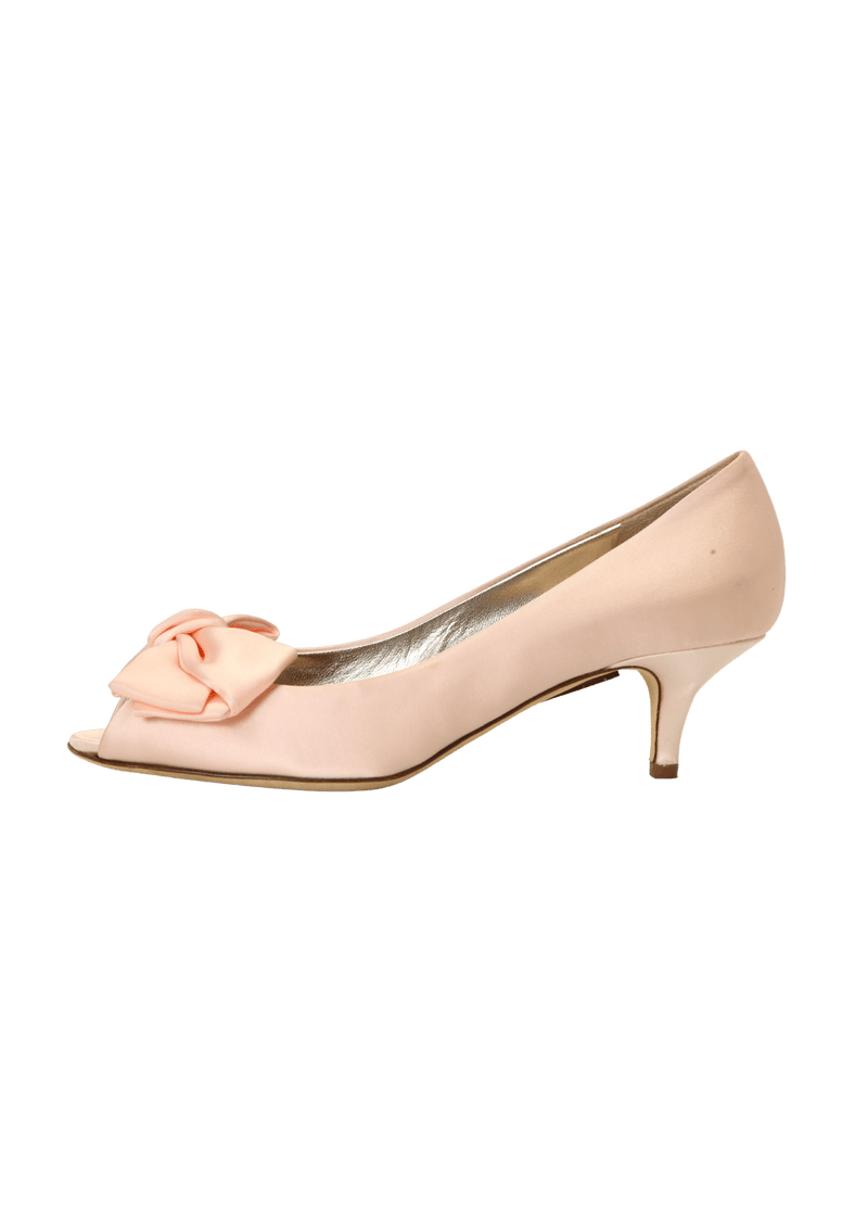 SATIN BOW PUMPS 39