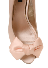 SATIN BOW PUMPS 39