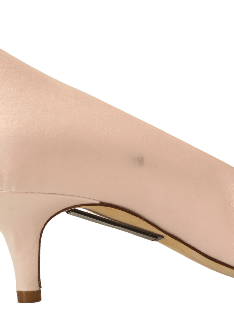 SATIN BOW PUMPS 39