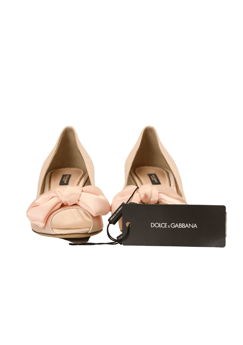 SATIN BOW PUMPS 39