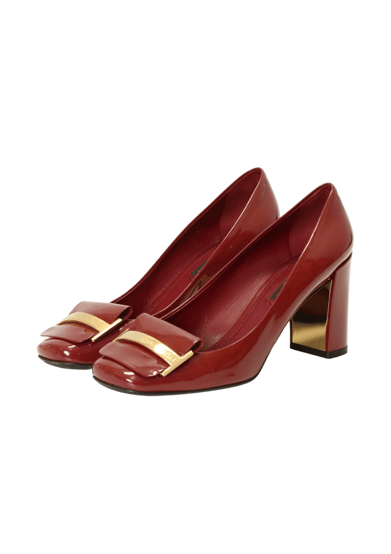 PATENT LEATHER PUMPS 36