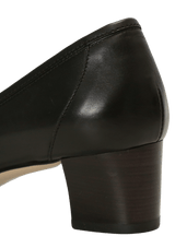 LEATHER PUMPS 36