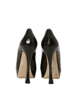 PATENT LEATHER PUMPS 34