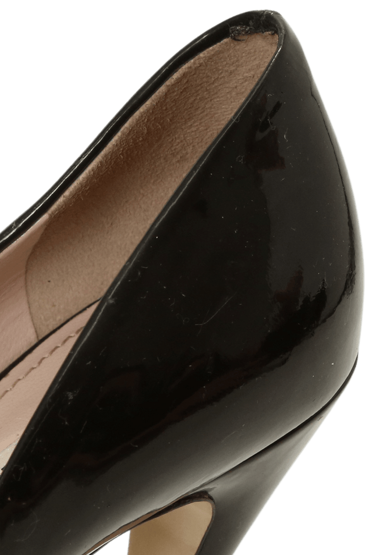 PATENT LEATHER PUMPS 34