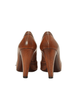 LEATHER PUMPS 36