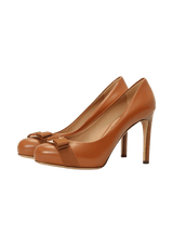 BOW PUMPS 38