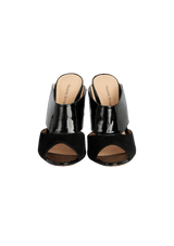 PATENT LEATHER SLIDES 38