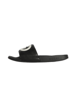 INTERLOCKING G SLIDES 43