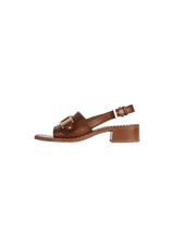 LEATHER SANDALS 37