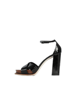 PATENT LEATHER SANDALS 40