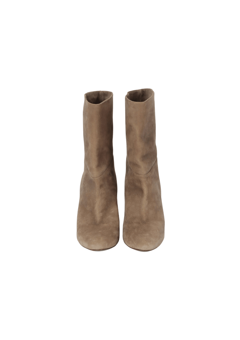 SUEDE BOOTS 39