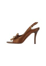 LEATHER SLINGBACK PUMPS 35