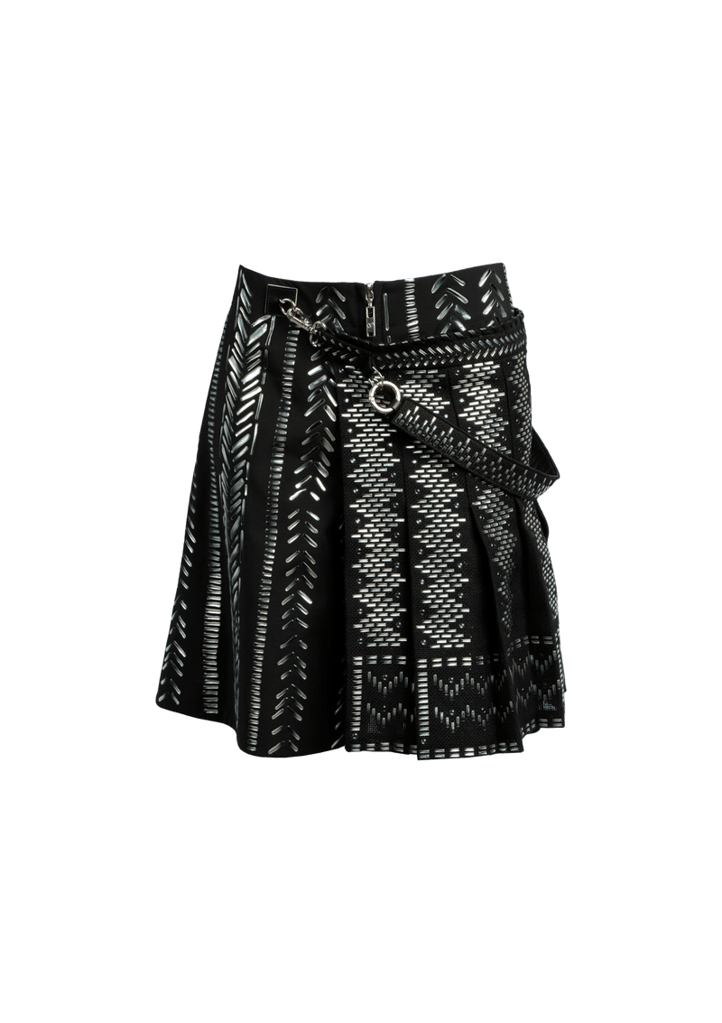 EMBROIDERED LARGE SHORTS 36