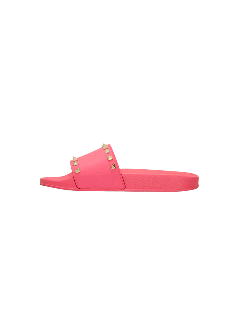 ROCKSTUD RUBBER SLIDES 37