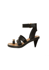 LEATHER SANDALS 35