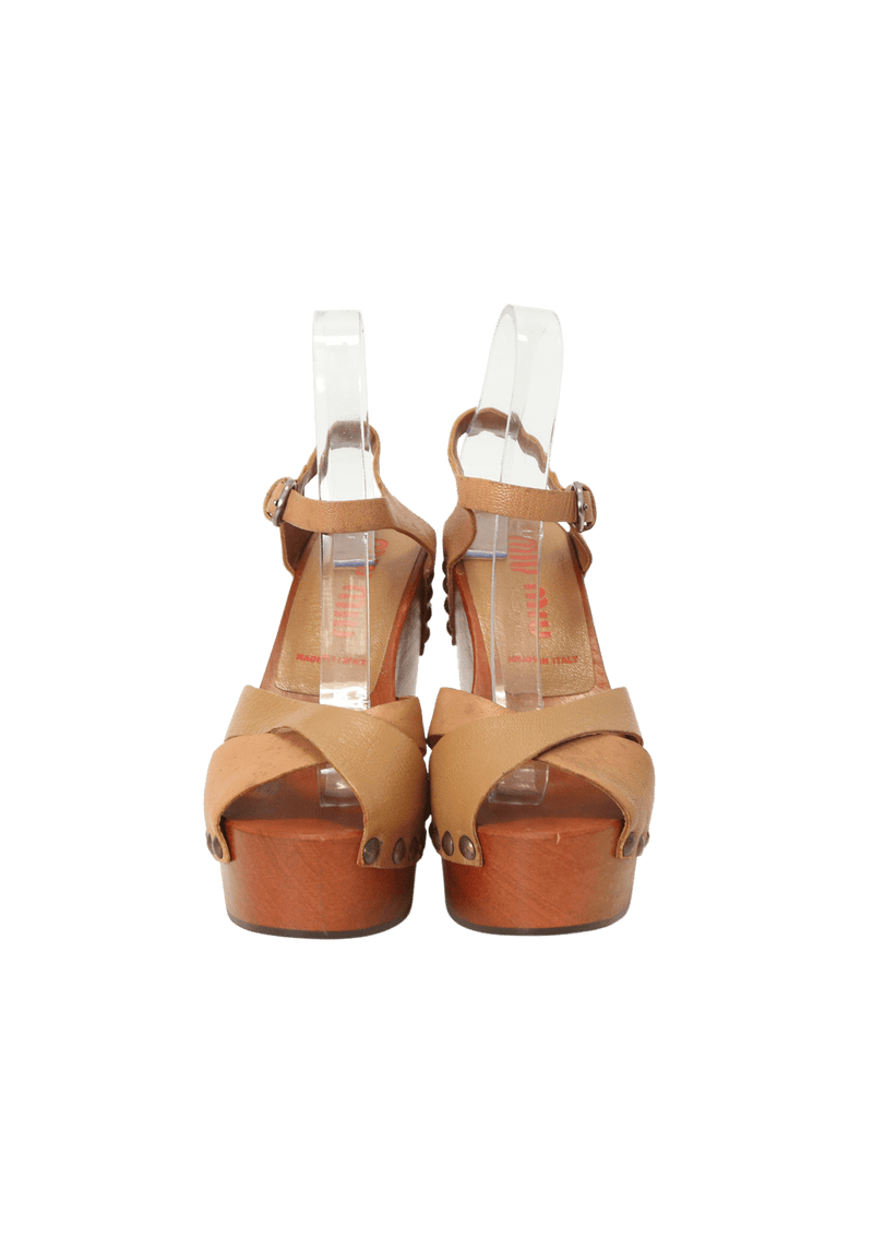 LEATHER PLATFORM SANDALS 35