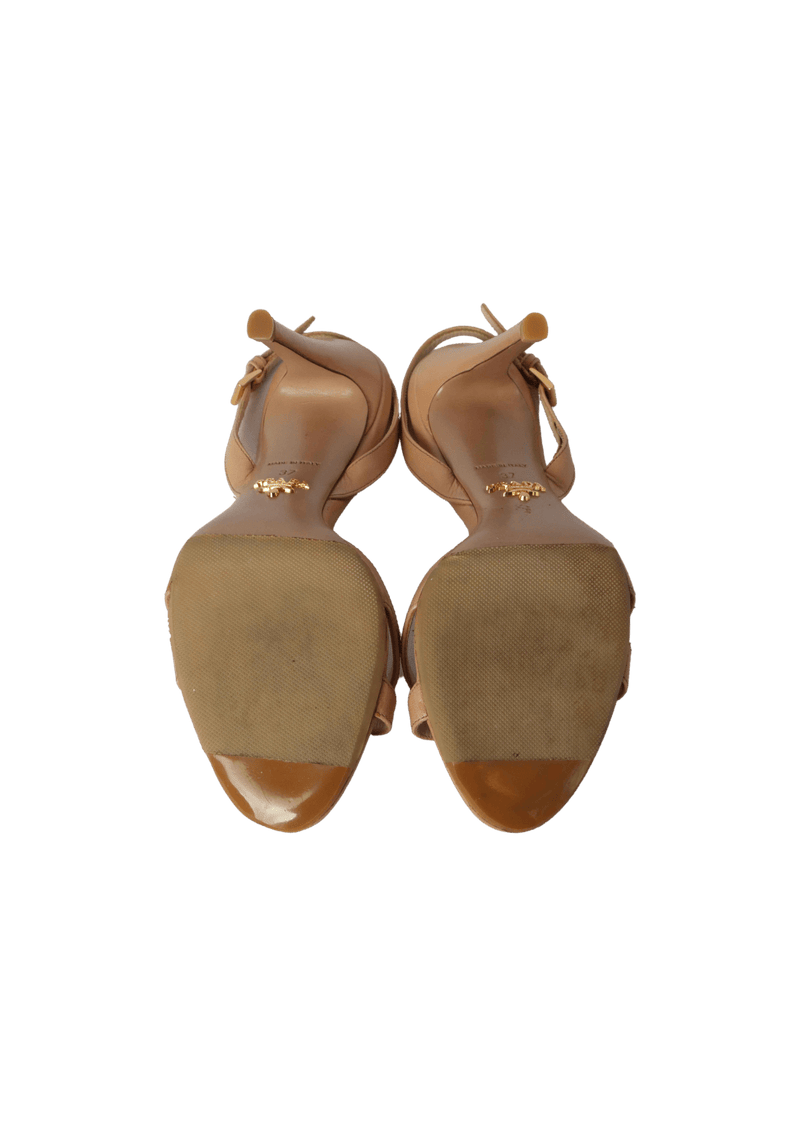 LEATHER SANDALS 36