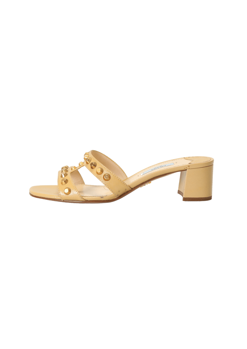 LEATHER STUDDED SANDAL 35.5