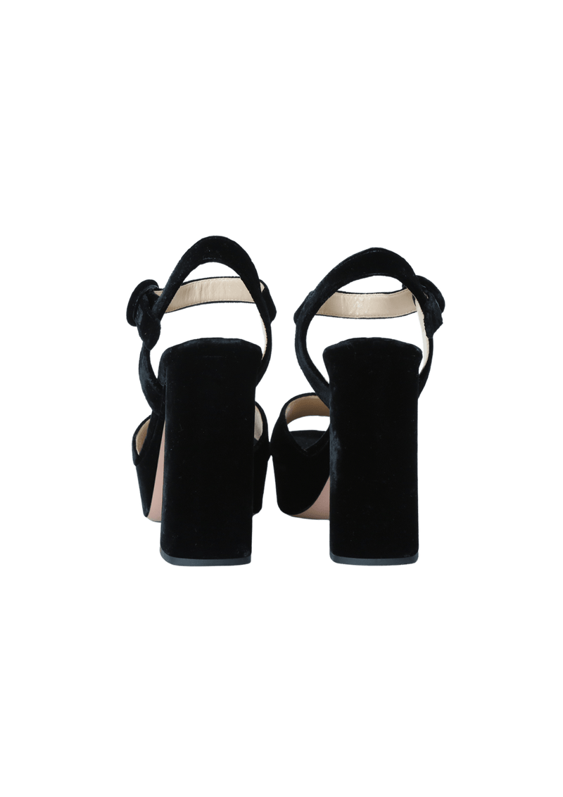 VELVET ACCENTS SANDALS 37