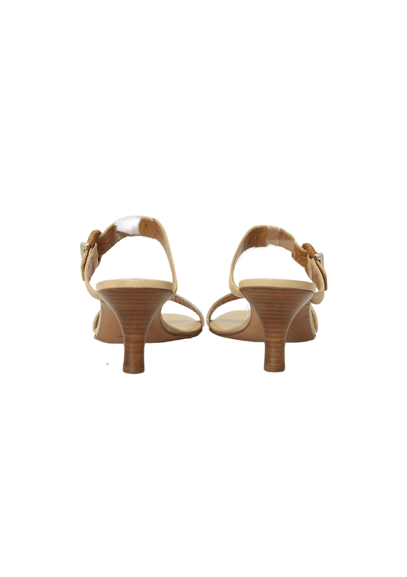 LEATHER SANDALS 39