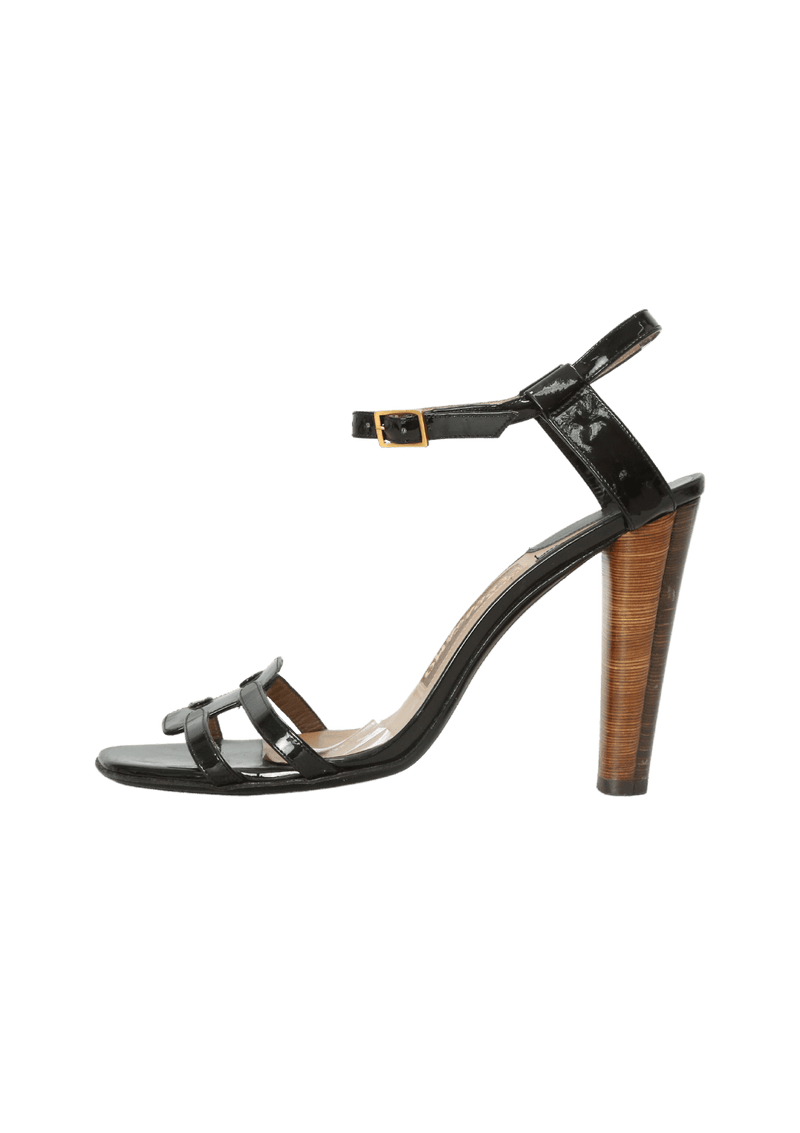 PATENT LEATHER SANDALS 38