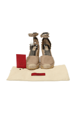 ROCKSTUD ESPADRILLES 37