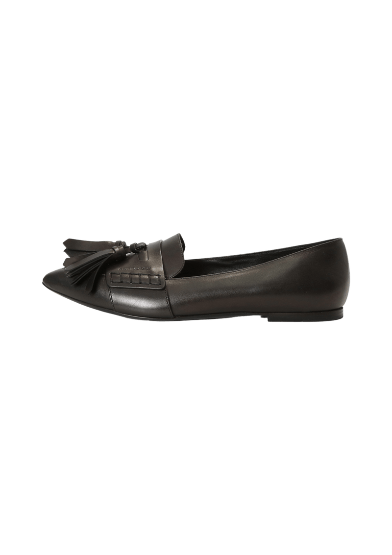 LEATHER TASSEL ACCENTS LOAFERS 37