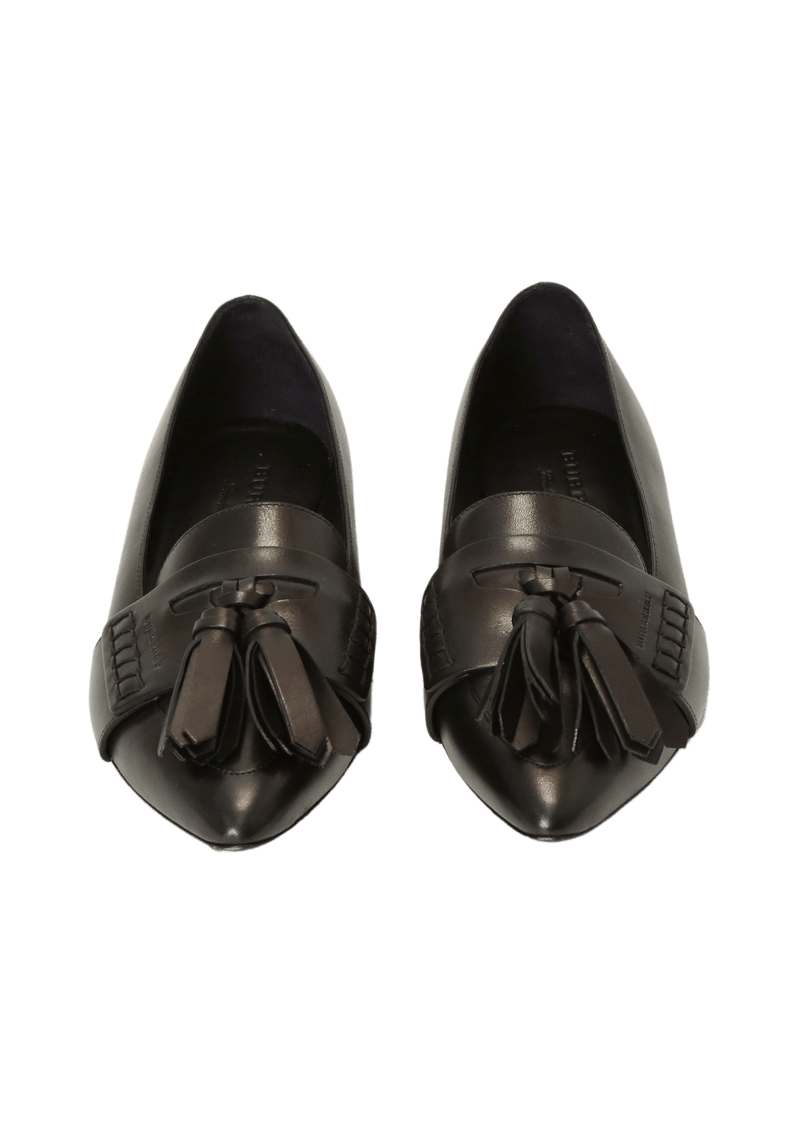 LEATHER TASSEL ACCENTS LOAFERS 37