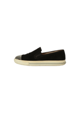SUEDE CAP TOE SLIP ON 35