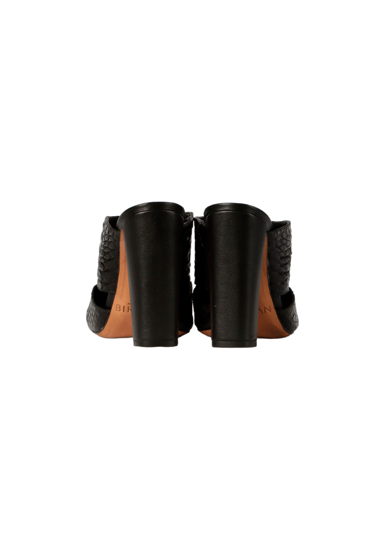 LEATHER MULES 34