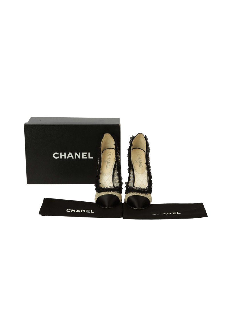 Scarpin Chanel Ruffle Lace Satin Pumps 38 Branco Original Gringa