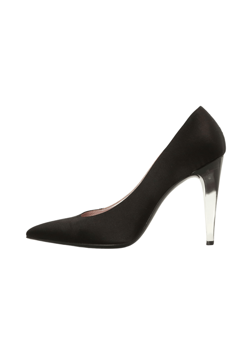 SATIN PUMPS 38