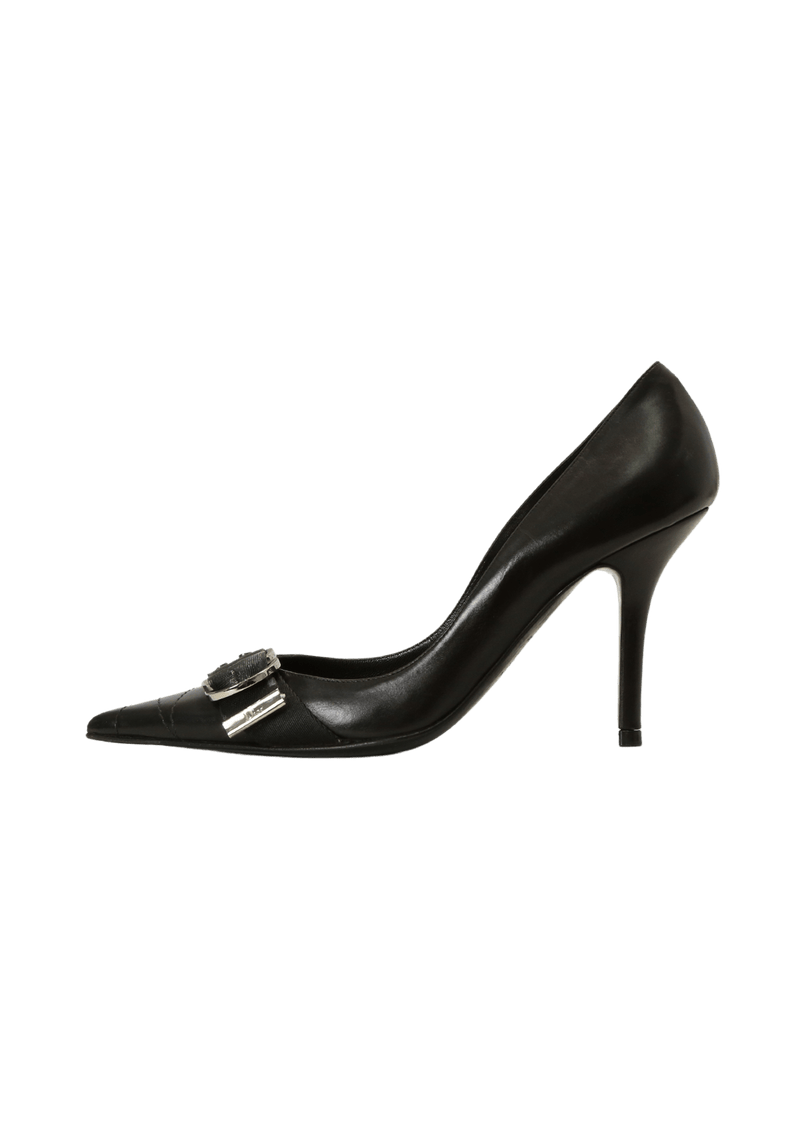 BUCKLE PUMPS 35