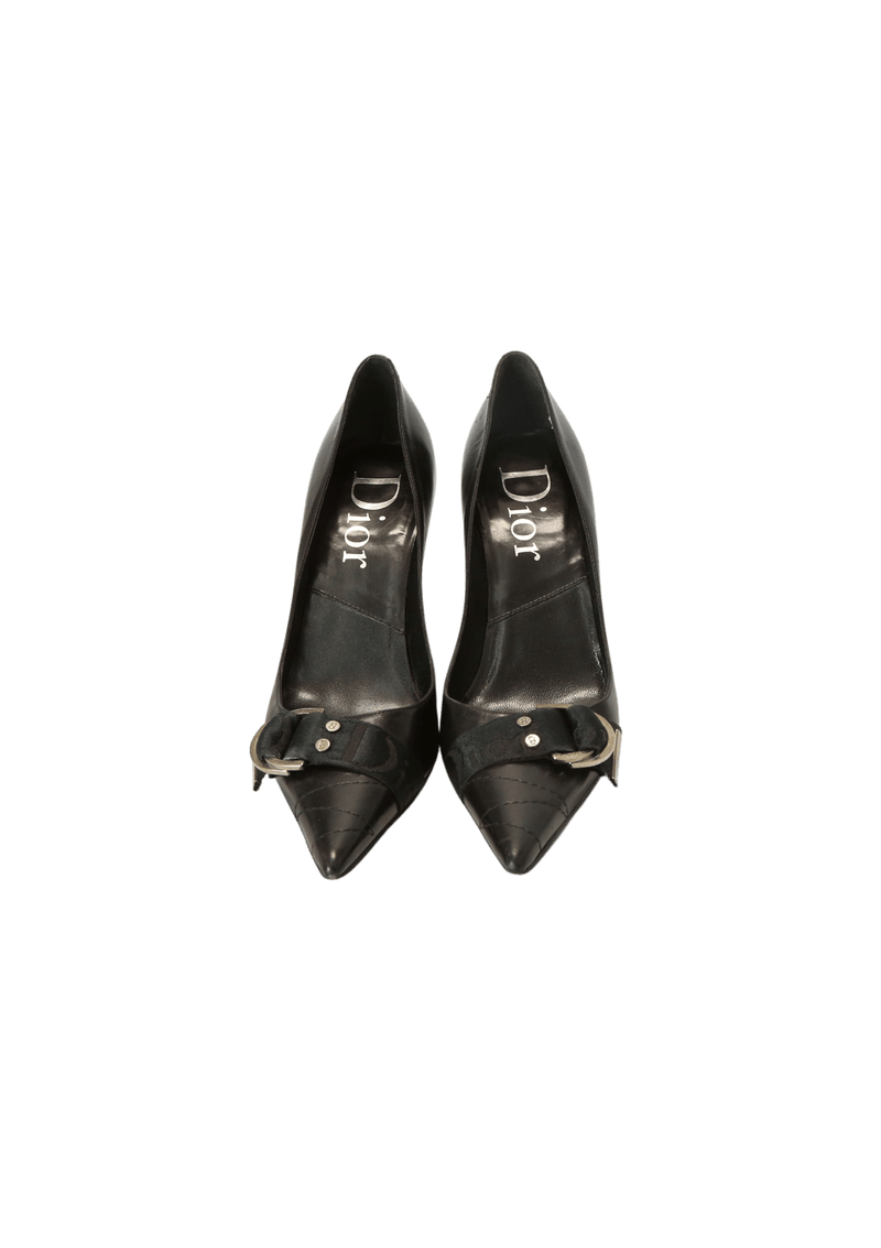 BUCKLE PUMPS 36