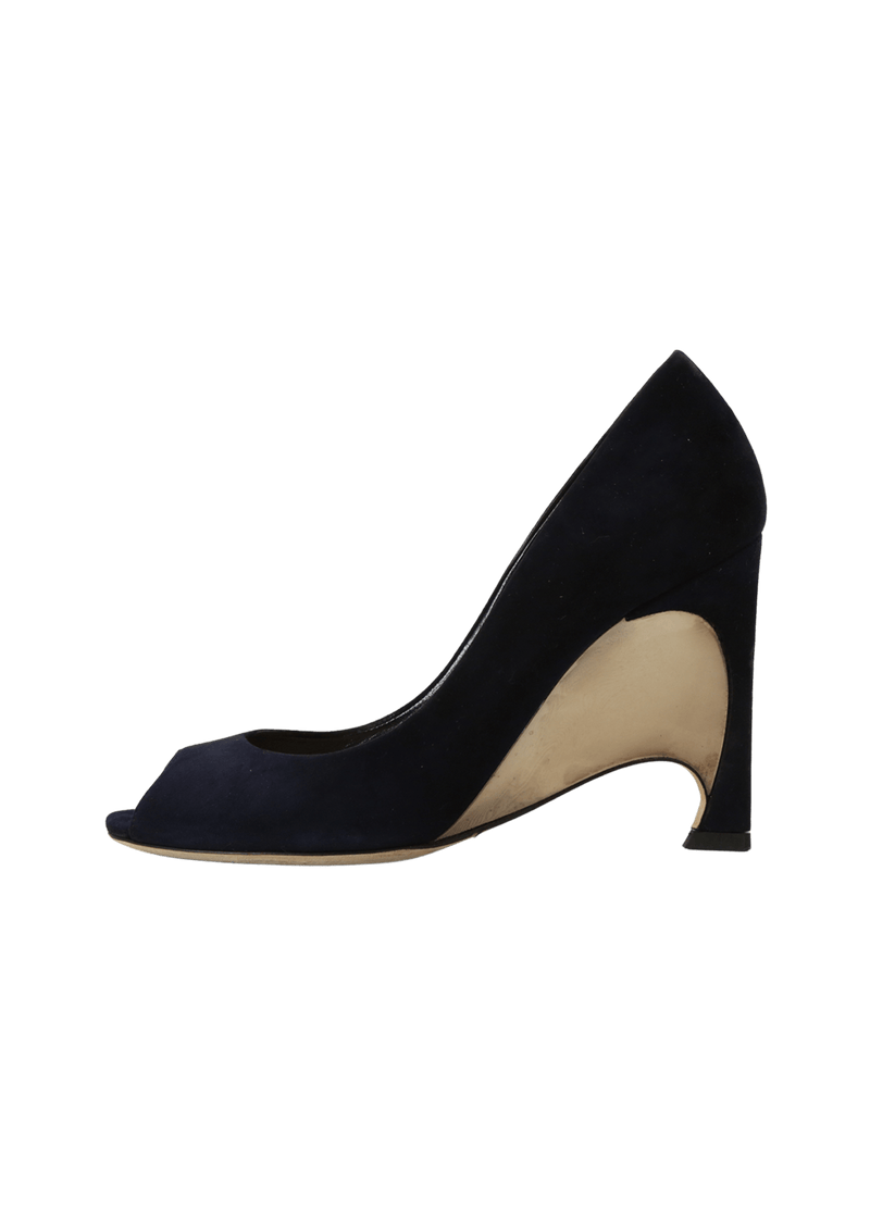 SUEDE PUMPS 35